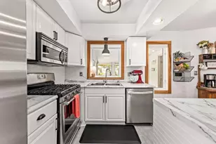 5848 N 114th St, Milwaukee, WI 53225 - Photo 3