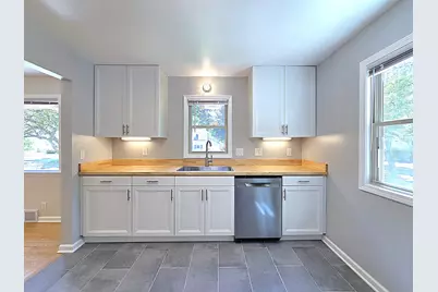 4445 S Burrell St, Milwaukee, WI 53207 - Photo 5
