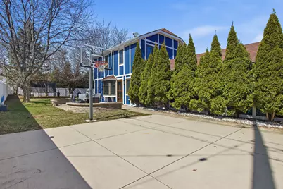 7944  Cooper Rd, Pleasant Prairie, WI 53142 - Photo 35