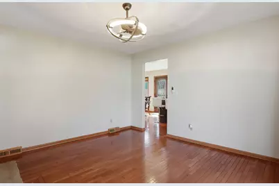 7944  Cooper Rd, Pleasant Prairie, WI 53142 - Photo 15