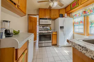 1145 White Rock Ave, Waukesha, WI 53186 - Photo 5