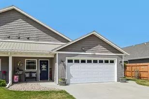 1720 Montclair Pl, Fort Atkinson, WI 53538 - Photo 1