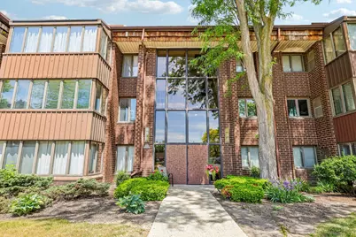 N85W15700  Ridge Rd #307, Menomonee Falls, WI 53051 - Photo 25