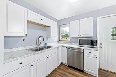1333  Drexel Blvd, South Milwaukee, WI 53172 - Photo 11
