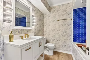 1028 E Juneau Ave, Milwaukee, WI 53202 - Photo 59