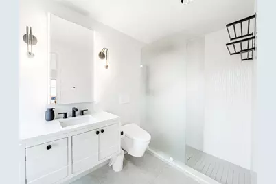 1028 E Juneau Ave #825-26, Milwaukee, WI 53202 - Photo 33