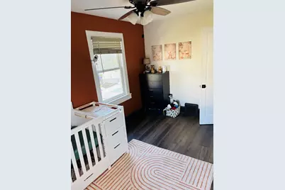 1902 S 76th St, West Allis, WI 53219 - Photo 9