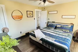 1902 S 76th St, West Allis, WI 53219 - Photo 5