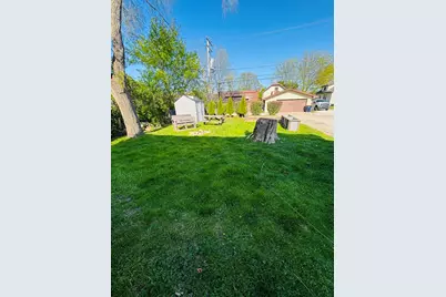 1902 S 76th St, West Allis, WI 53219 - Photo 23
