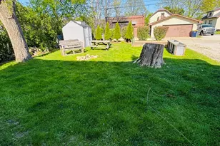 1902 S 76th St, West Allis, WI 53219 - Photo 23