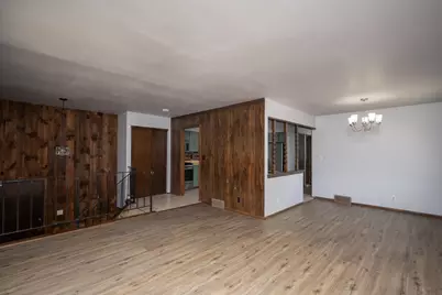 7821  W Hustis St, Milwaukee, WI 53223 - Photo 7