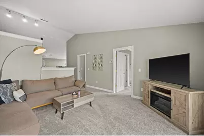 S77W19405  Lakewood Dr, Muskego, WI 53150 - Photo 9