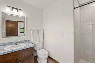 3560 Goetz Dr, Brookfield, WI 53005 - Photo 27