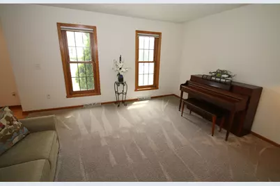 S95W12970  Walter Hagen Dr, Muskego, WI 53150 - Photo 15