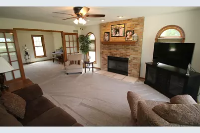 S95W12970  Walter Hagen Dr, Muskego, WI 53150 - Photo 9