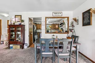 W233N6045 Teakwood Ct, Sussex, WI 53089 - Photo 7