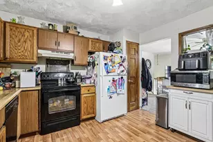 W233N6045 Teakwood Ct, Sussex, WI 53089 - Photo 35