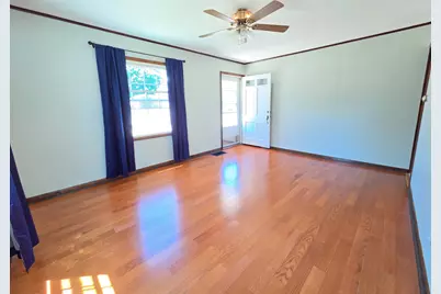 1043  Birchwood Dr, West Bend, WI 53095 - Photo 5