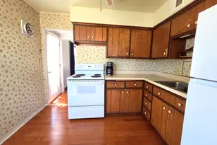 1043 Birchwood Dr, West Bend, WI 53095 - Photo 7