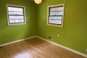 3859 E Whittaker Ave, Cudahy, WI 53110 - Photo 13