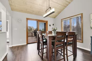 S79W19225 River Oaks Ct, Muskego, WI 53150 - Photo 9