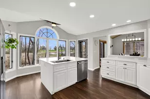 S79W19225 River Oaks Ct, Muskego, WI 53150 - Photo 13