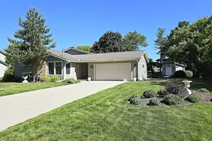 N111W16302 Catskill Ln, Germantown, WI 53022 - Photo 53