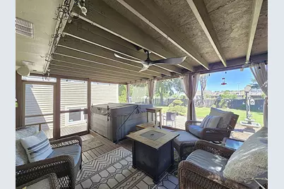N111W16302  Catskill Ln, Germantown, WI 53022 - Photo 37