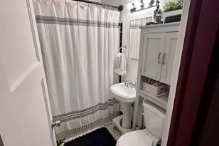 3924 S 2nd St, Milwaukee, WI 53207 - Photo 9