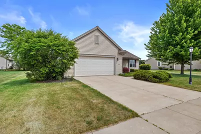 1345  Bluebird Dr, Oconomowoc, WI 53066 - Photo 47