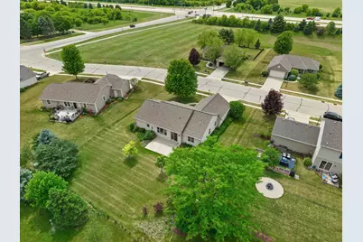 1345  Bluebird Dr, Oconomowoc, WI 53066 - Photo 41