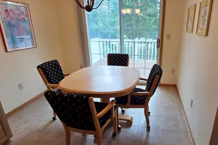6235 S Creekside Dr, Cudahy, WI 53110 - Photo 13