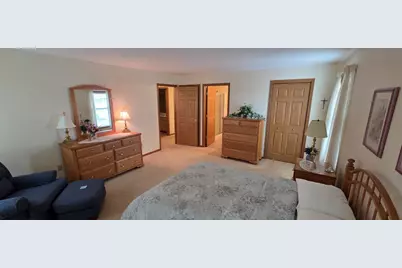 6235 S Creekside Dr #19, Cudahy, WI 53110 - Photo 17