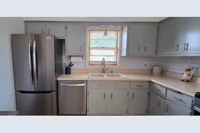 1709  Mercury Cir, Racine, WI 53404 - Photo 15