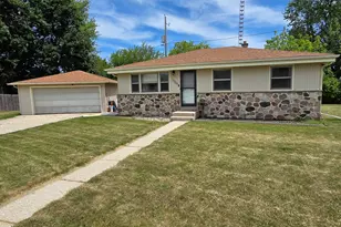 1709 Mercury Cir, Racine, WI 53404 - Photo 23