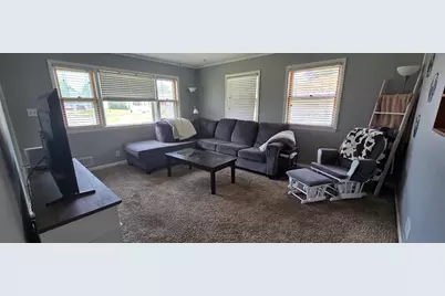 1709  Mercury Cir, Racine, WI 53404 - Photo 9