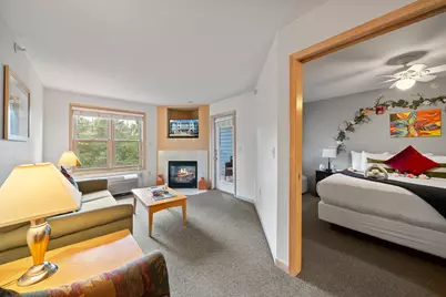 123  Center St #206, Lake Geneva, WI 53147 - Photo 11