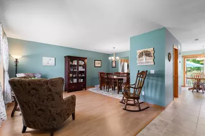1514  Ravine Forest Dr, West Bend, WI 53090 - Photo 5