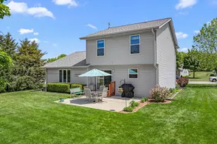 1514 Ravine Forest Dr, West Bend, WI 53090 - Photo 47