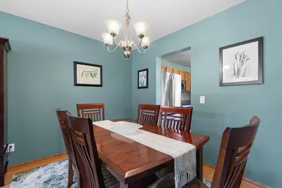 1514  Ravine Forest Dr, West Bend, WI 53090 - Photo 9