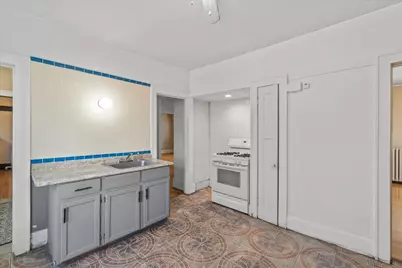 2960 N Maryland Ave #2962, Milwaukee, WI 53211 - Photo 15
