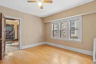 2960 N Maryland Ave, Milwaukee, WI 53211 - Photo 19
