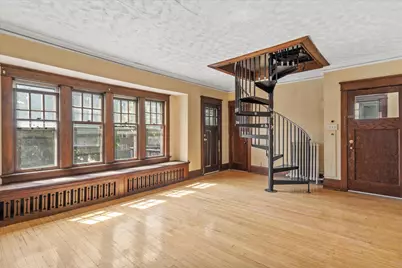 2960 N Maryland Ave #2962, Milwaukee, WI 53211 - Photo 7