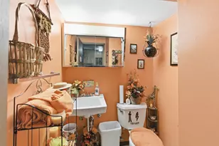 6126 W Port Ave, Milwaukee, WI 53223 - Photo 21