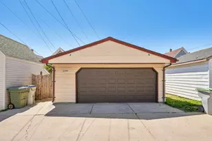 2354 S 32nd St, Milwaukee, WI 53215 - Photo 31