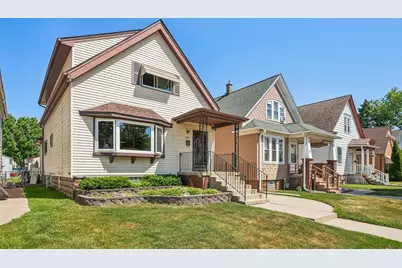 2354 S 32nd St, Milwaukee, WI 53215 - Photo 1
