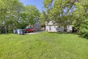 6560 N 54th St, Milwaukee, WI 53223 - Photo 37
