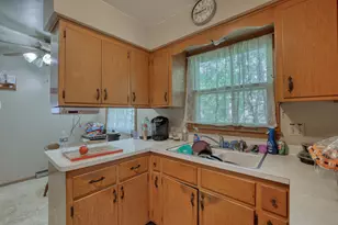 6560 N 54th St, Milwaukee, WI 53223 - Photo 23