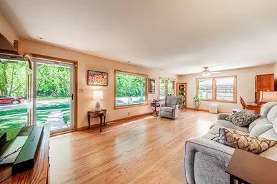10536 W Grantosa Dr, Wauwatosa, WI 53222 - Photo 19