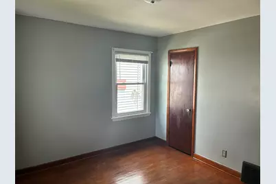 3906 S Kirkwood Ave, Saint Francis, WI 53235 - Photo 15